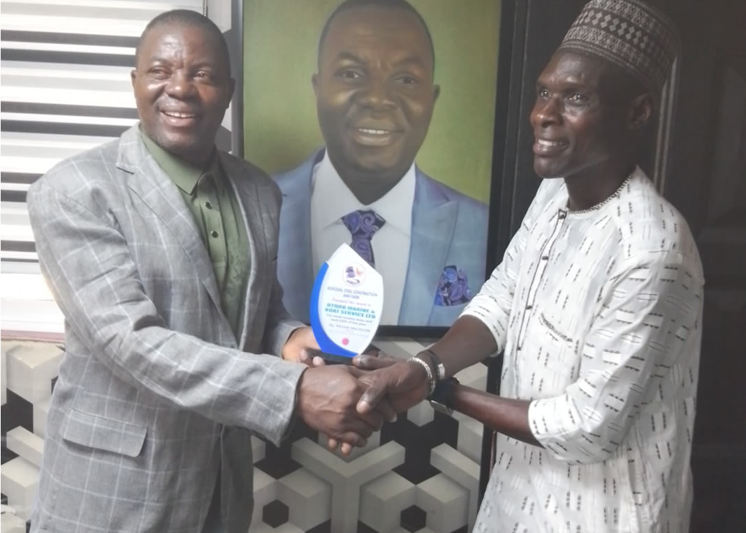 CAPT. DR. FESTUS OLUSEGUN HODEWU HONORED AS BEST CEO BY ROSCOBAL STEEL CONSTRUCTION AND FARM
